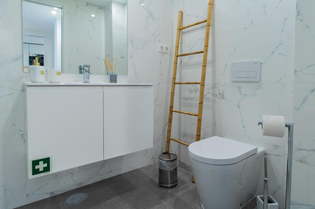 Stunning Apartment W/ Free Parking By Lovelystay Porto Zewnętrze zdjęcie