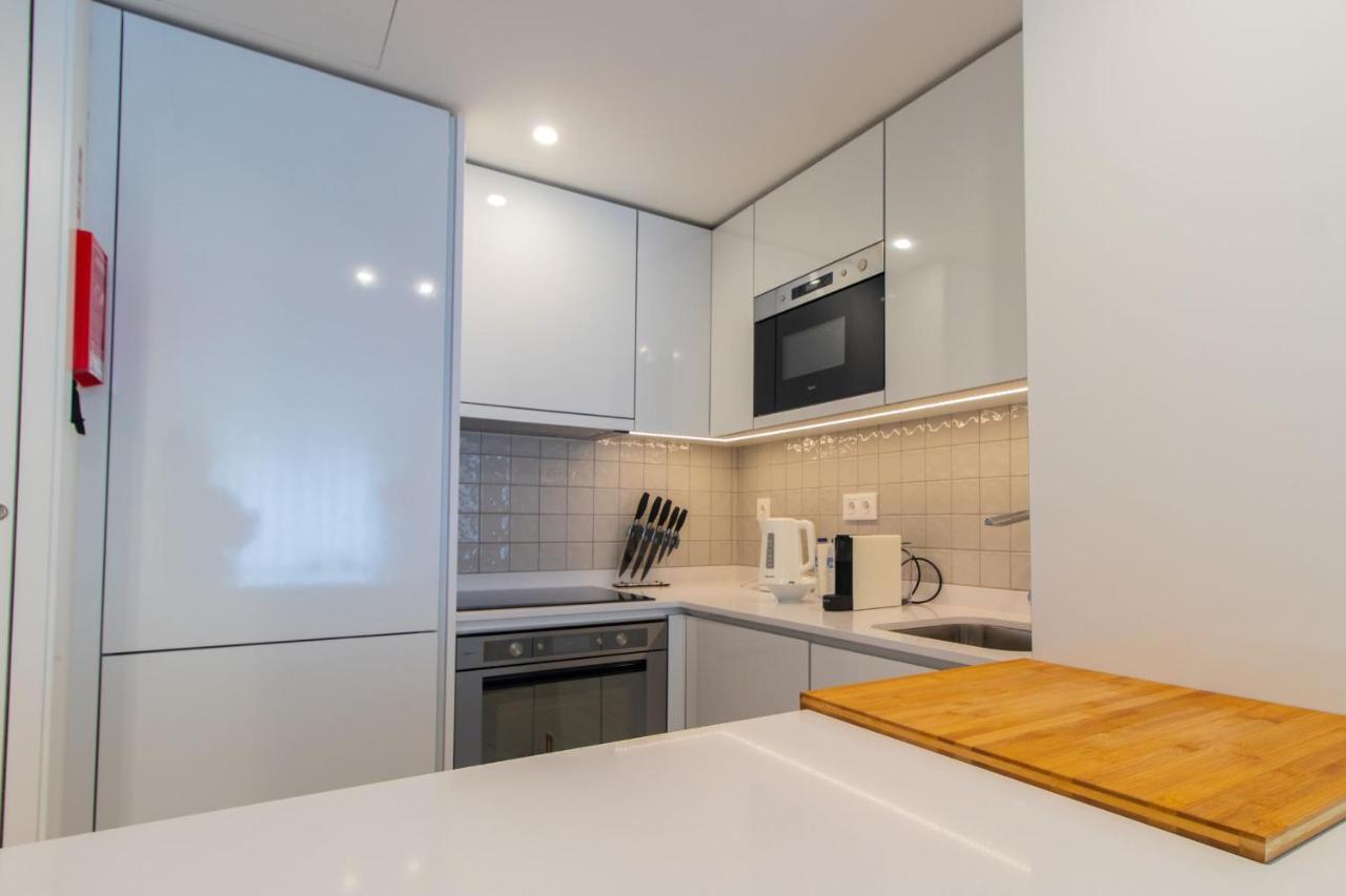 Stunning Apartment W/ Free Parking By Lovelystay Porto Zewnętrze zdjęcie